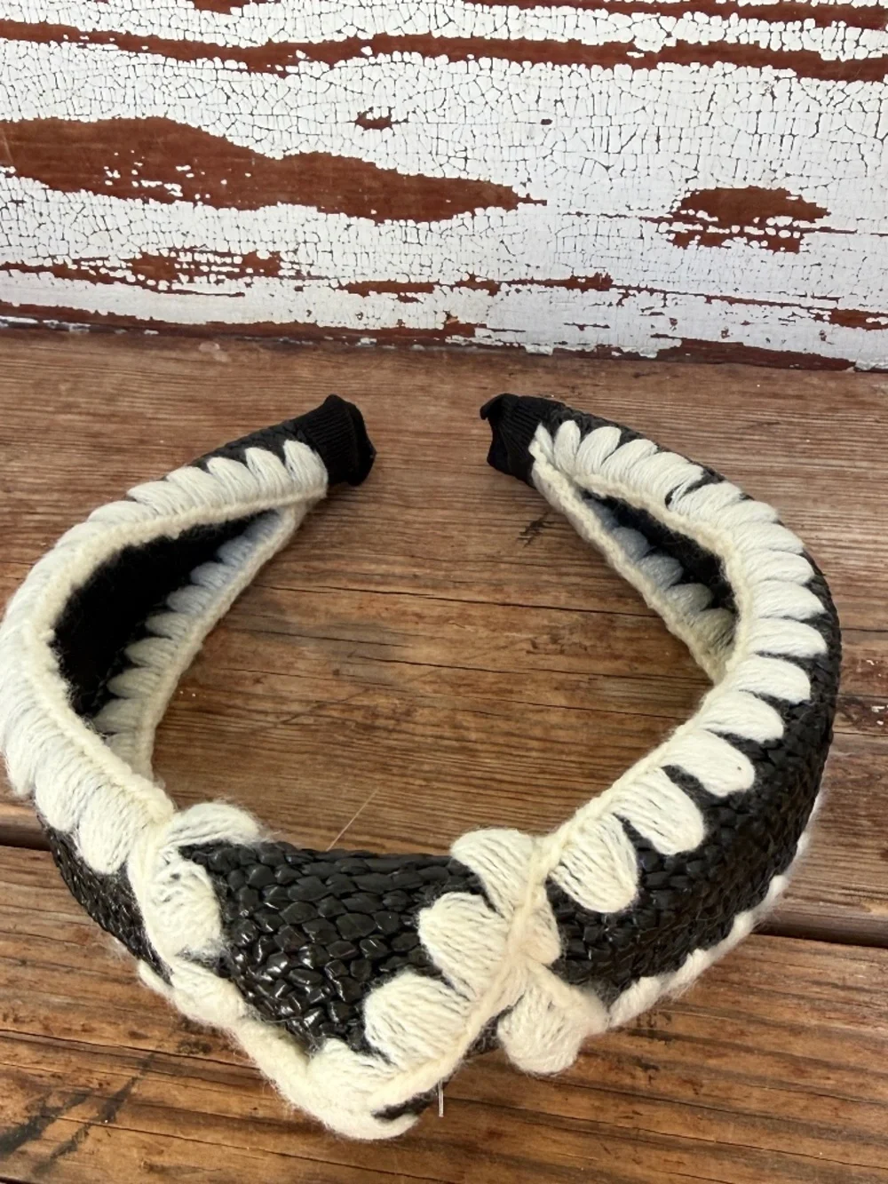 NWT Anthropologie Everly Top  Knot  Black Raffia  Headband